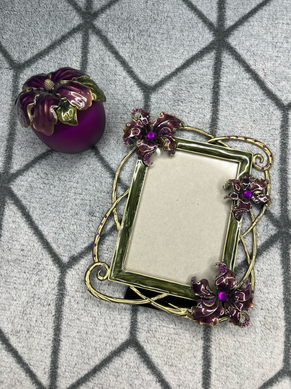 Ornate Purple Floral Picture Frame & Candle Lot - Jay Strongwater INSPIRED